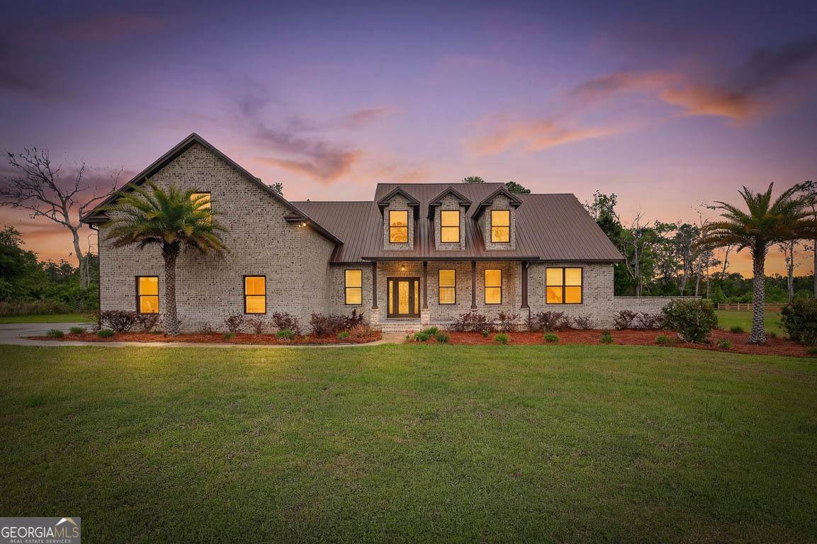 211 Sanford Drive - Photo 1