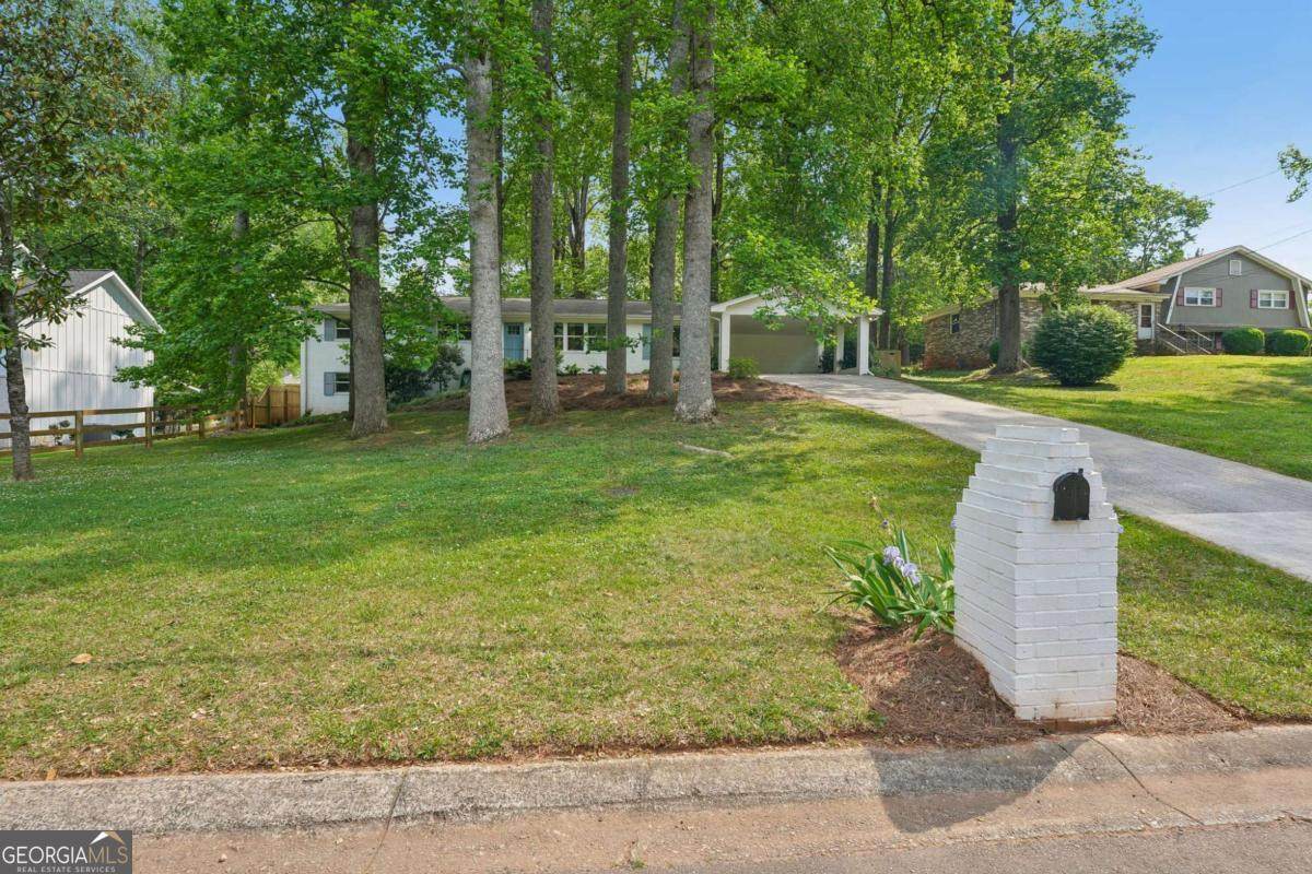 1860 Twin Branch Drive - Photo 1