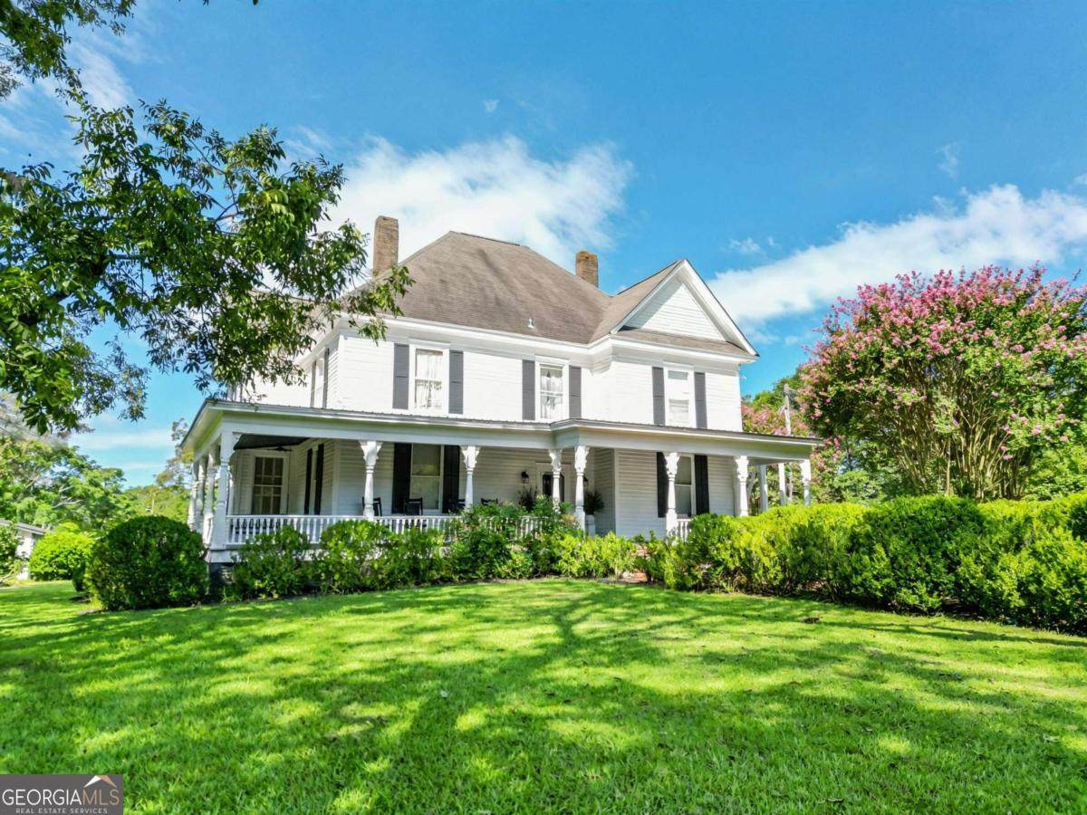 1170 Ash Road - Photo 1