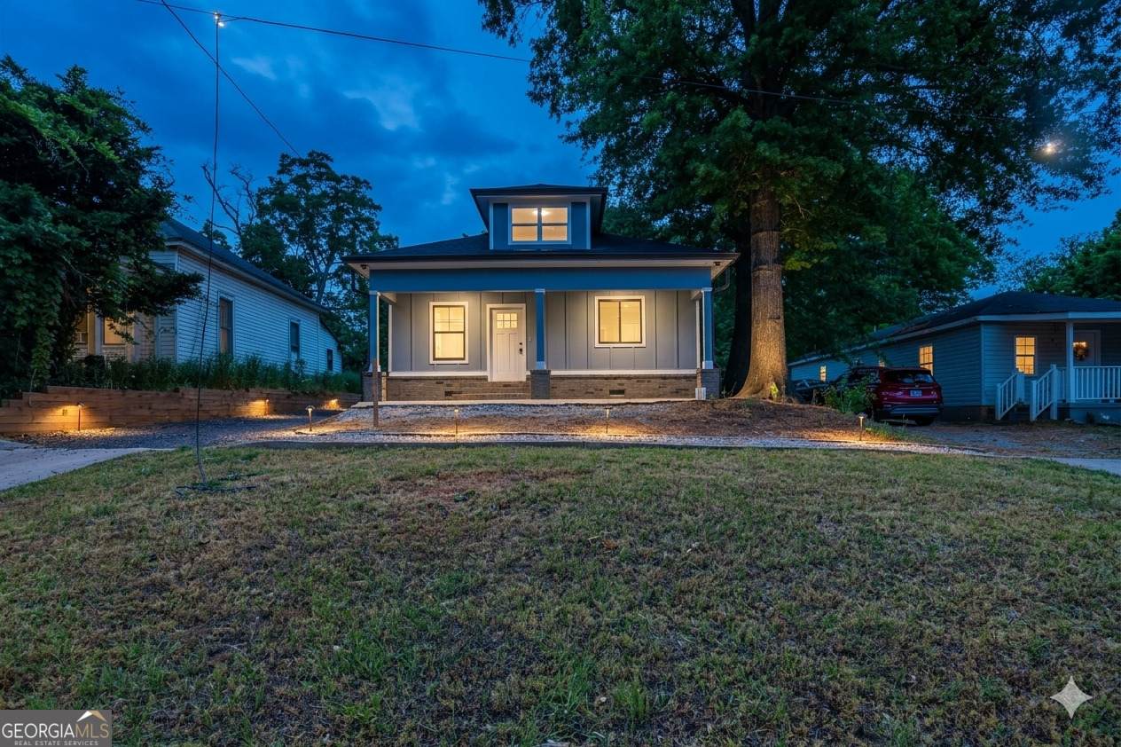 607 Solomon Street - Photo 1