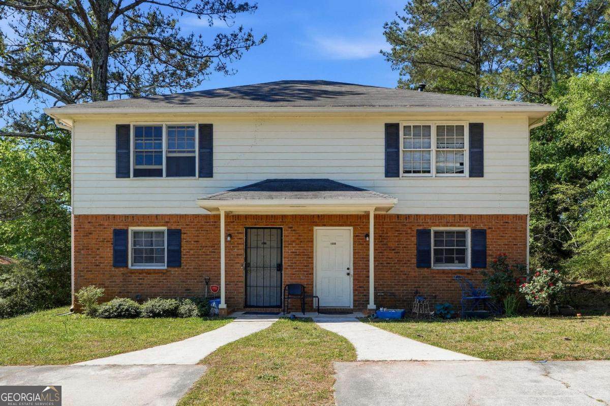 1600 Riverside Trail - Photo 1