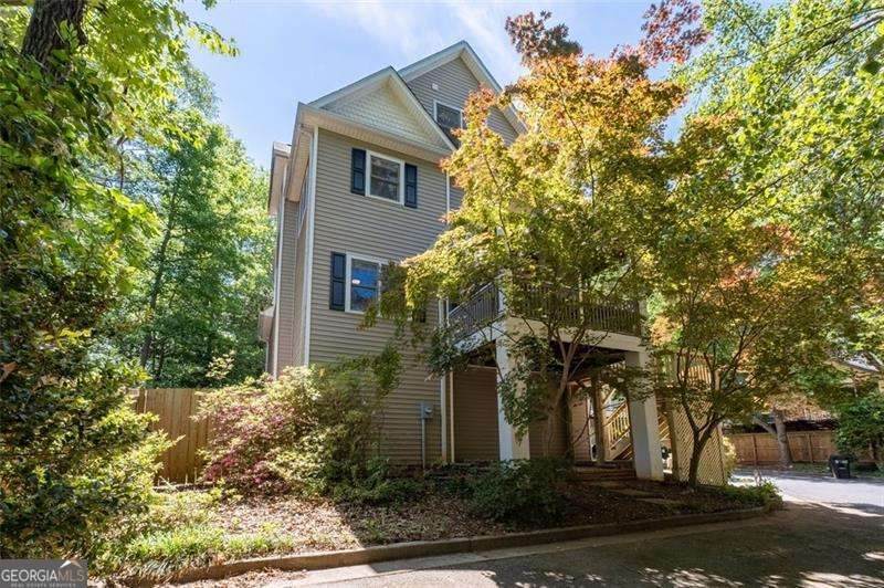 200 Glenlake Commons Drive - Photo 1