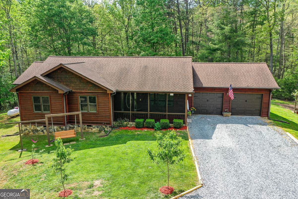 303 Pine Lane - Photo 1