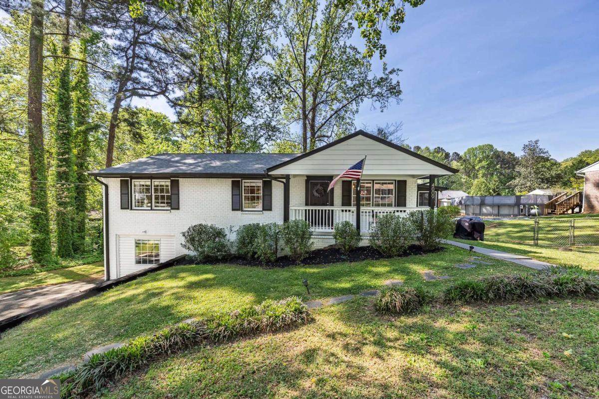 4009 Garden Circle - Photo 1
