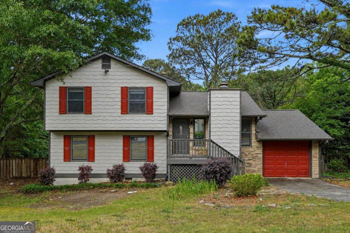 3262 Summer Wood Circle - Photo 1
