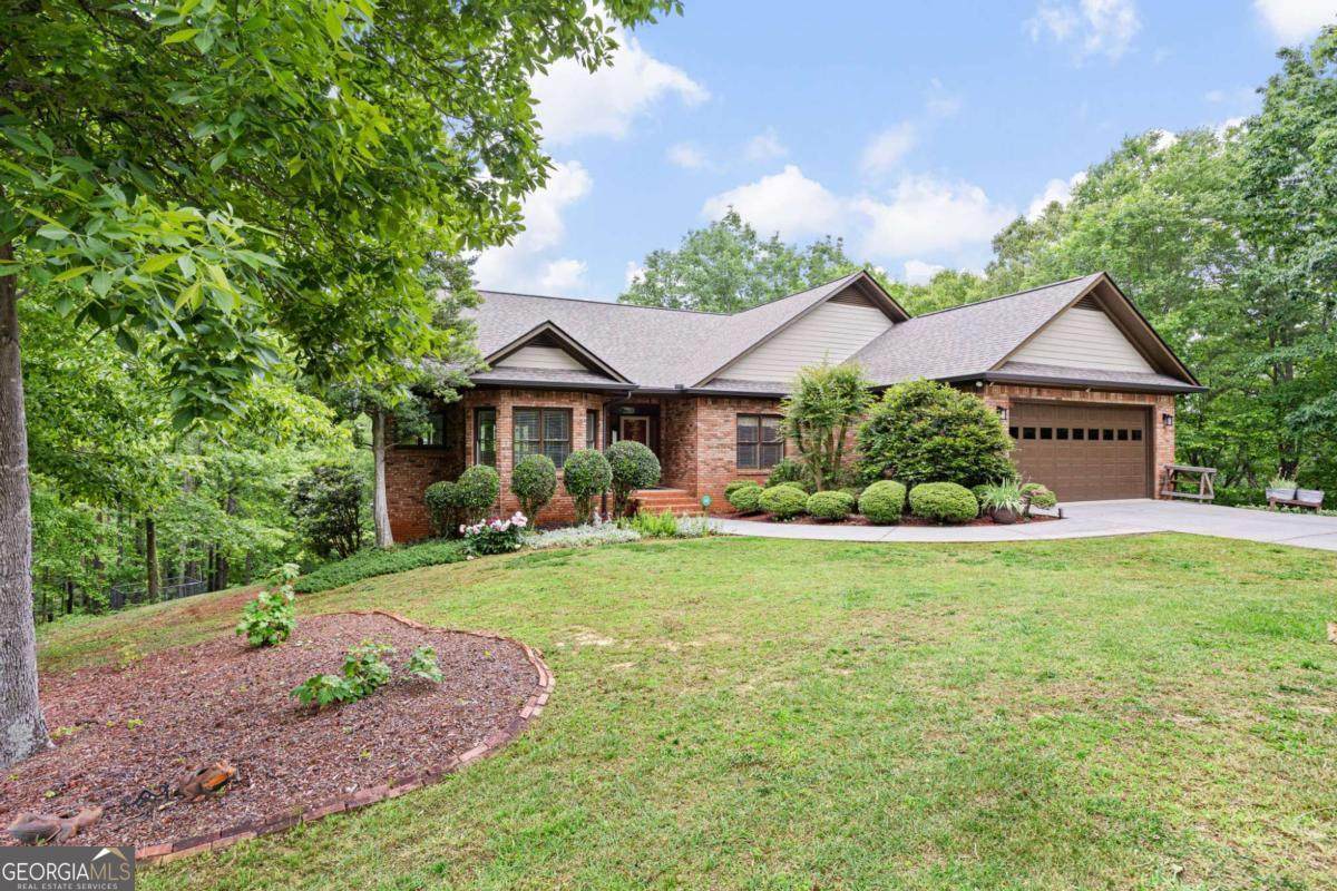 101 Sunset Drive - Photo 1