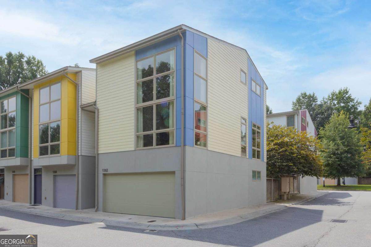 1362 Peter Haughton Way - Photo 1