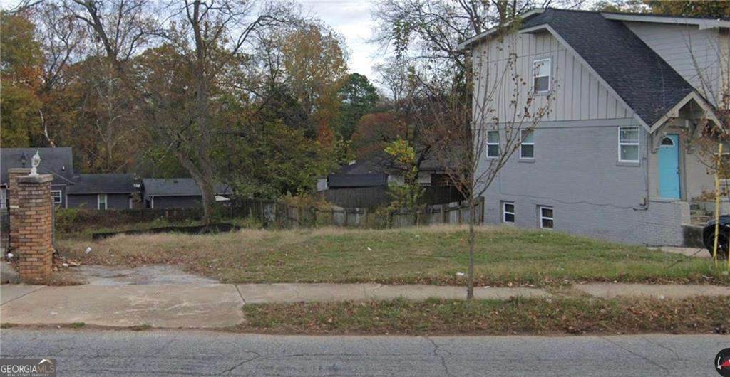 690 Cascade Avenue - Photo 1