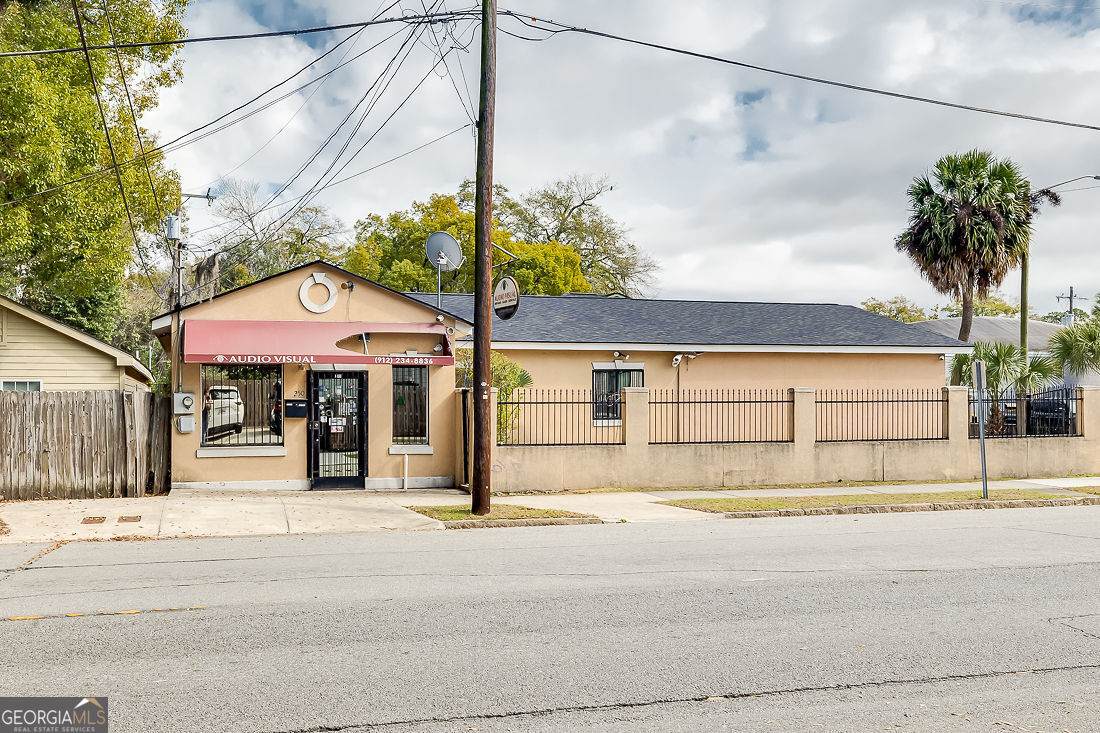 2506 Barnard Street - Photo 1