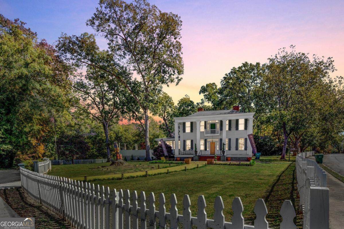 421 Greene Street - Photo 1
