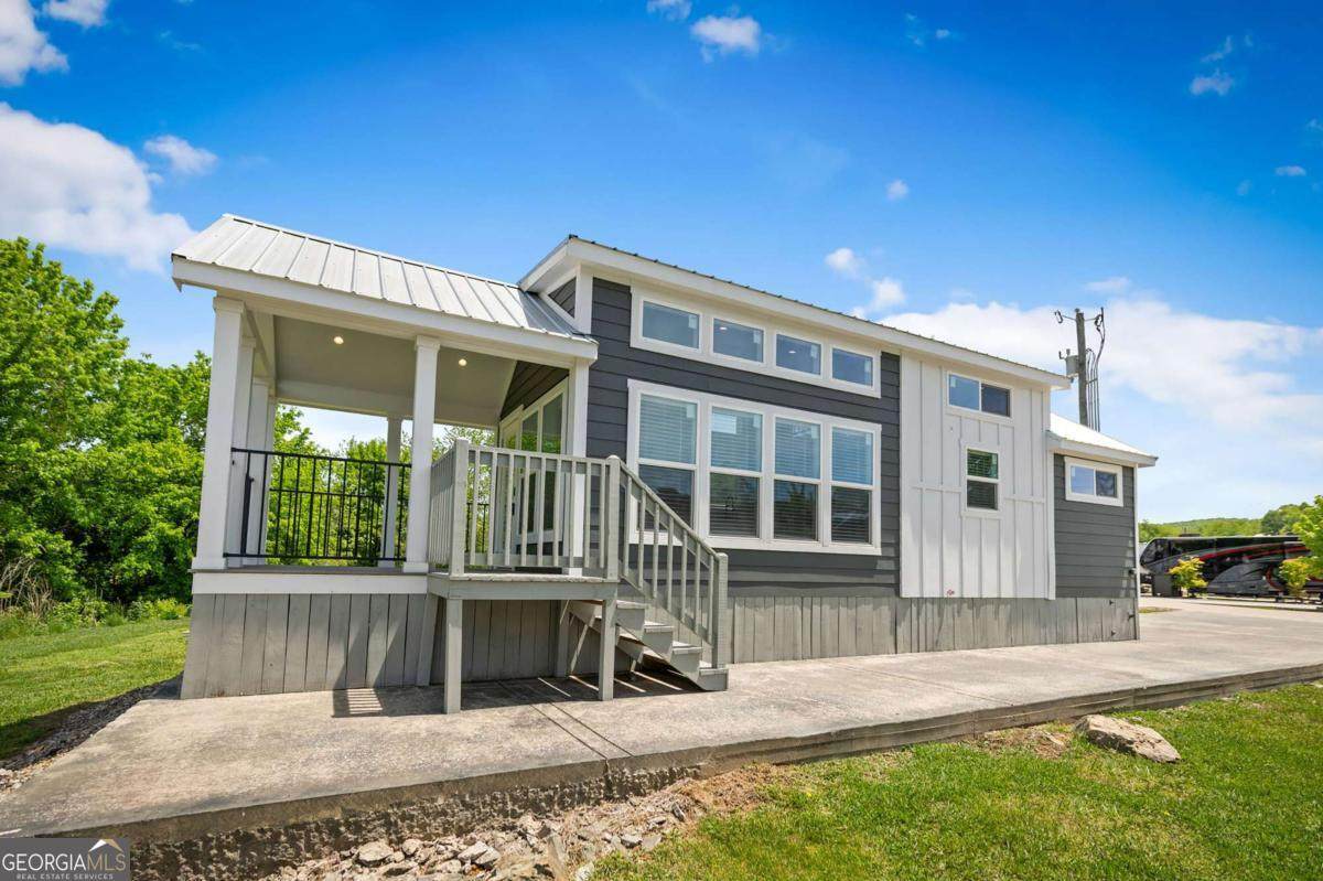 122 Mountain Meadows Drive - Photo 1