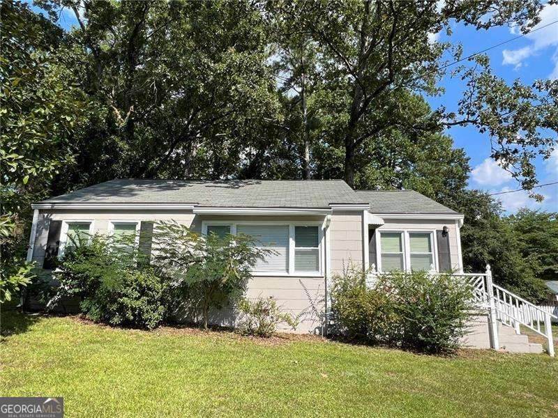 2005 Benson Avenue - Photo 1