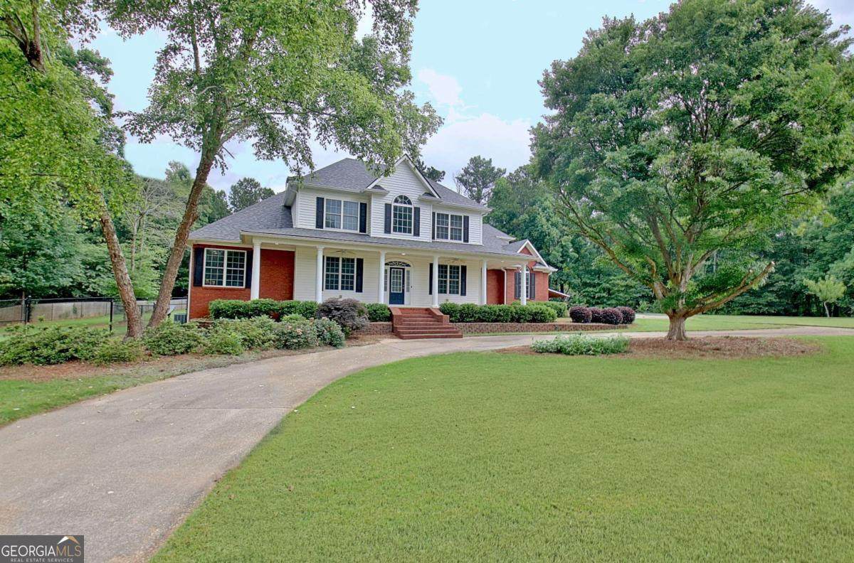375 Williamsburg Circle - Photo 1