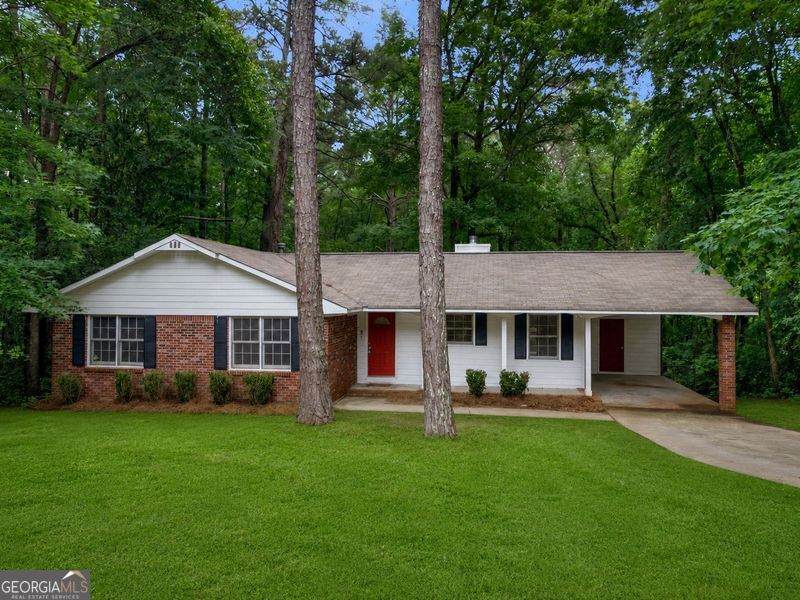 260 Pinehurst Drive - Photo 1