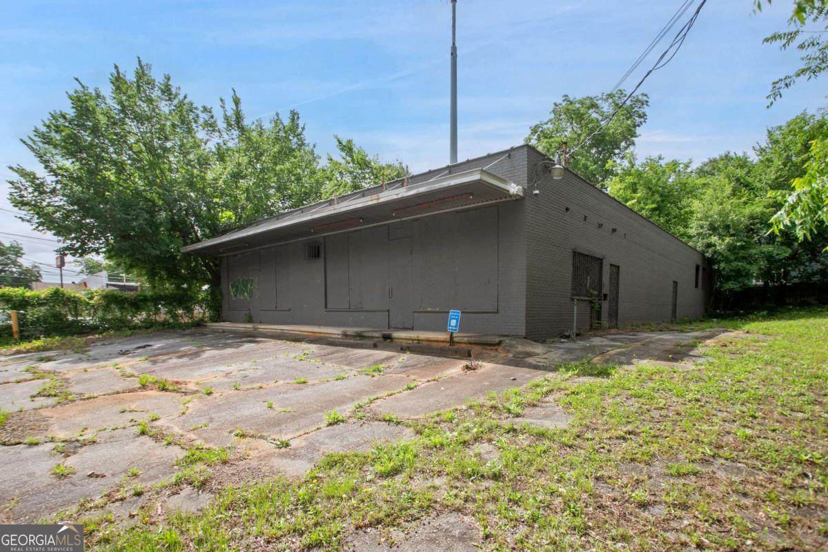 638 Dill Avenue - Photo 1