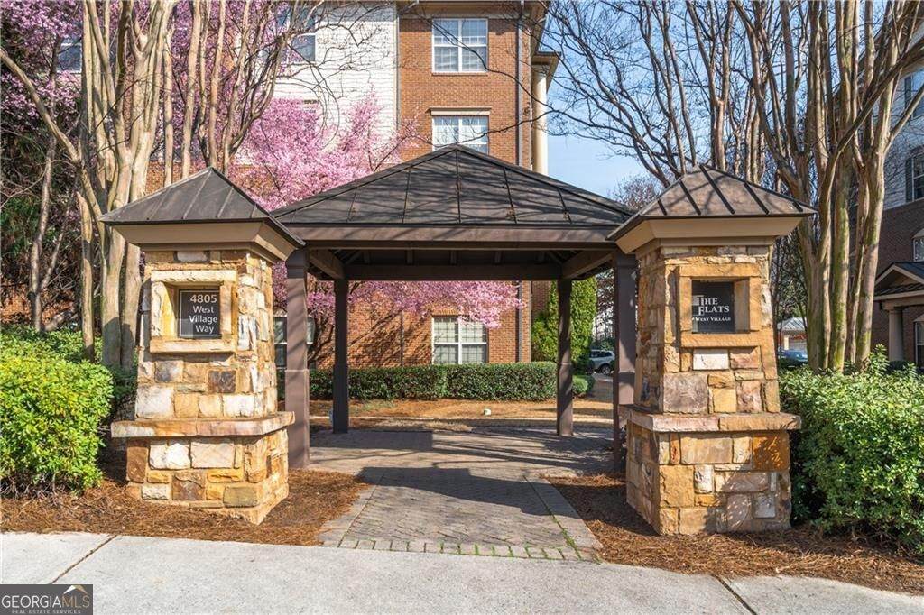 4805 Village Way - Photo 1