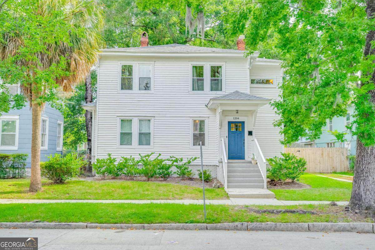 1204 33Rd Street - Photo 1