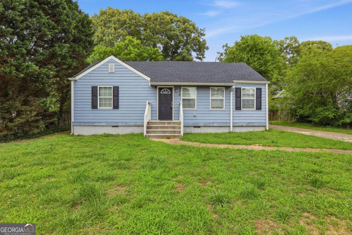 774 Linda Way - Photo 1