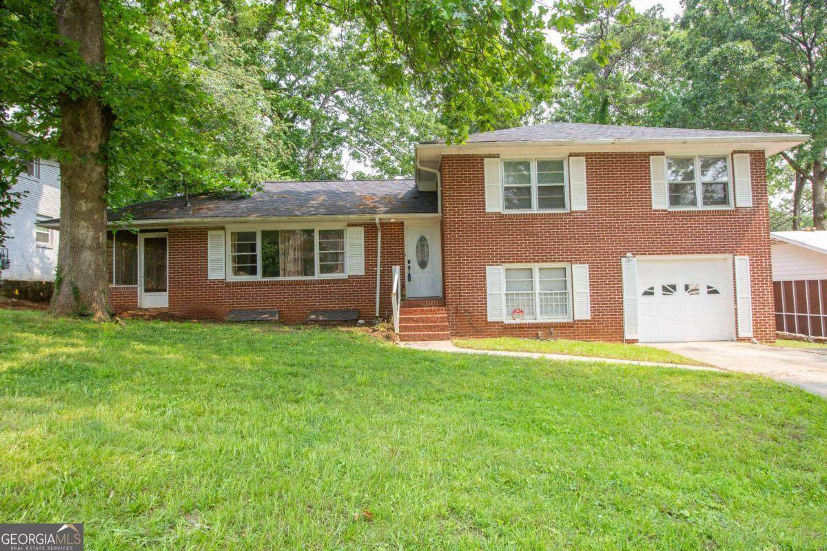 1558 Boulderwoods Drive - Photo 1