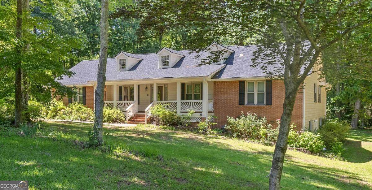 280 Deer Trace Drive - Photo 1