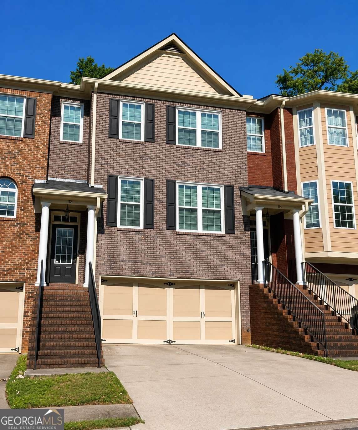 112 Village Lane - Photo 1