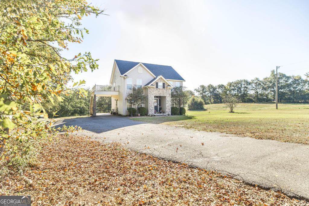 1550 Charlie Benson Road - Photo 1