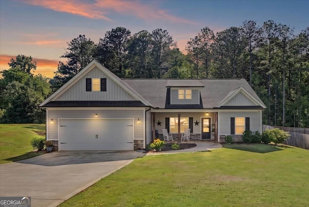 119 Holly Farms Court - Photo 1