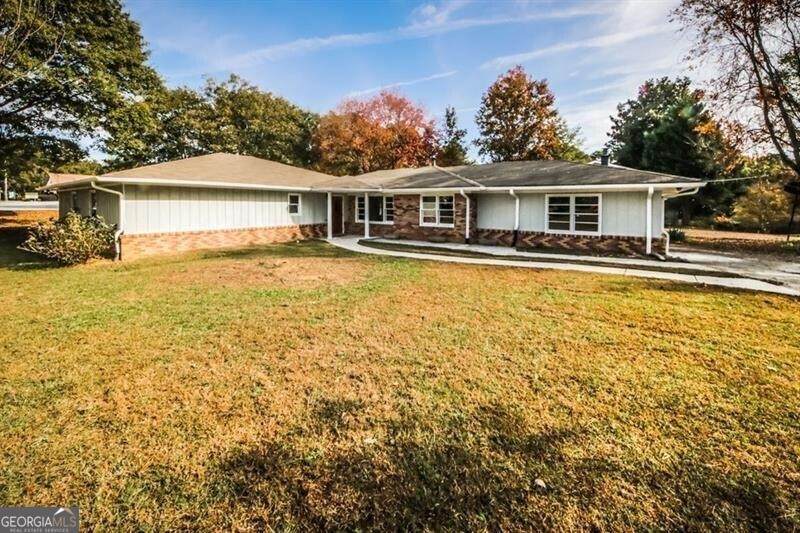 5075 Winters Chapel Road - Photo 1