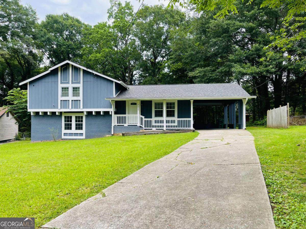 9006 Gatewood Drive - Photo 1