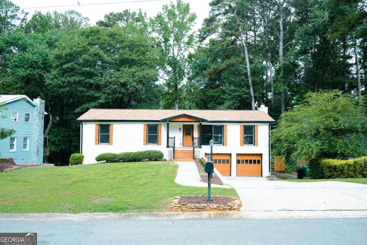 1572 Darwen Lane - Photo 1