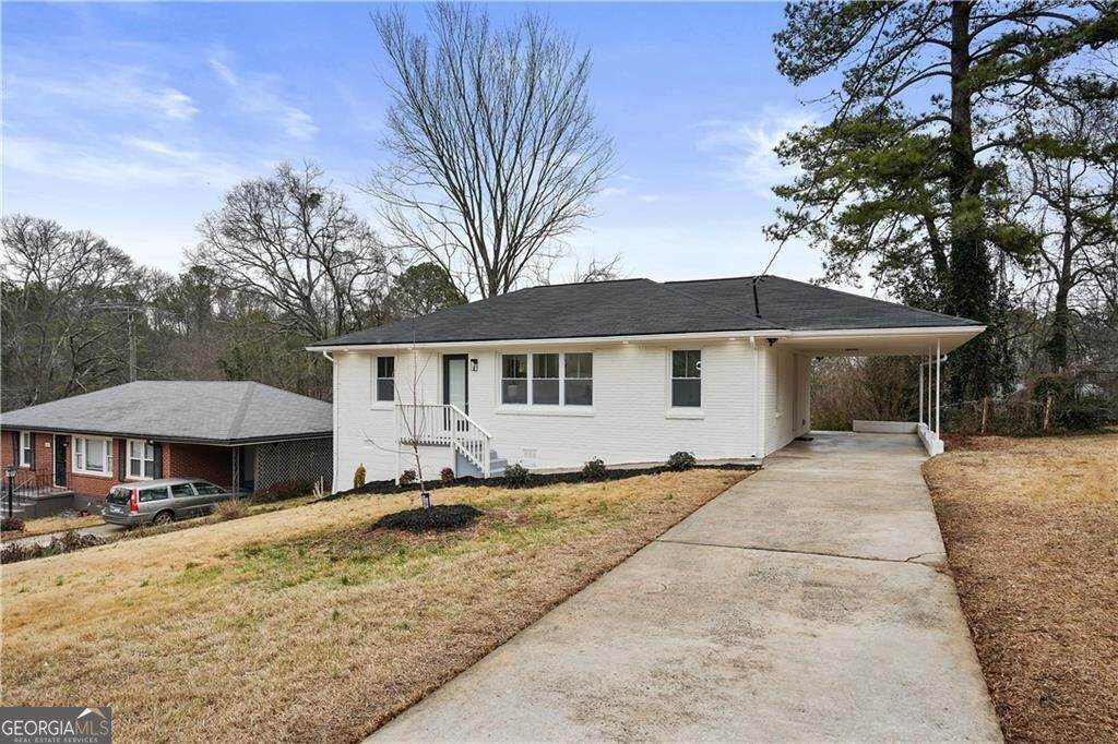 2724 Larkspur Drive - Photo 1