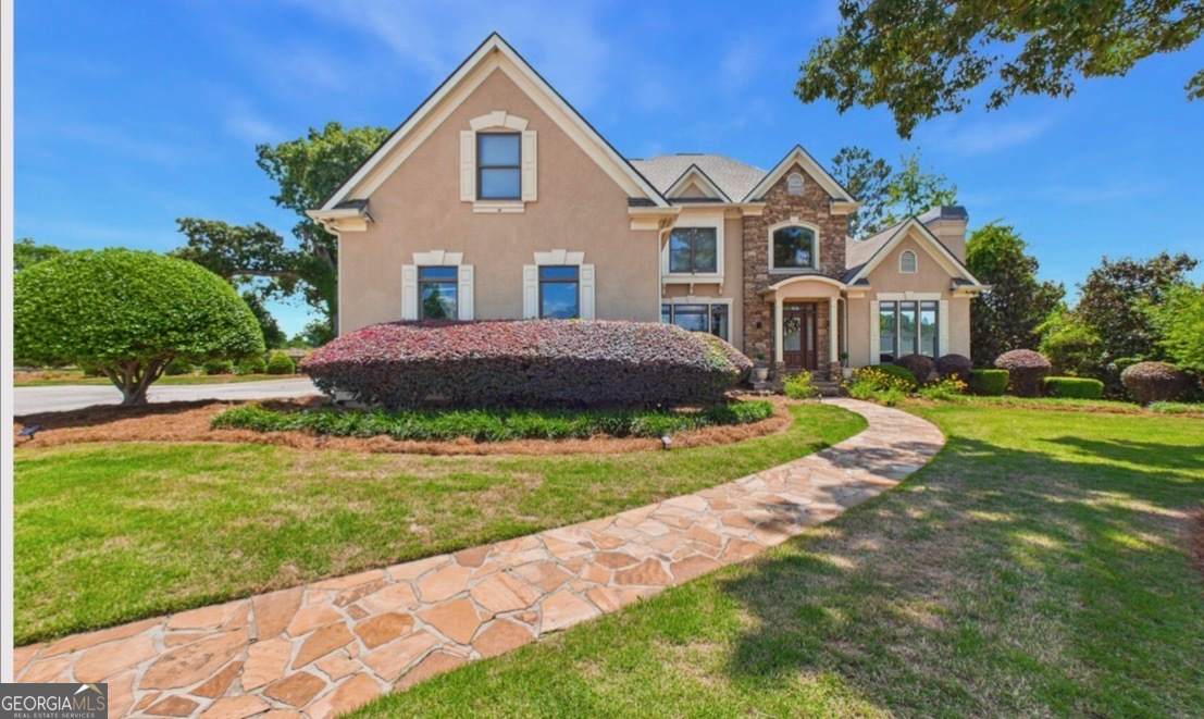 240 Fairways Drive - Photo 1