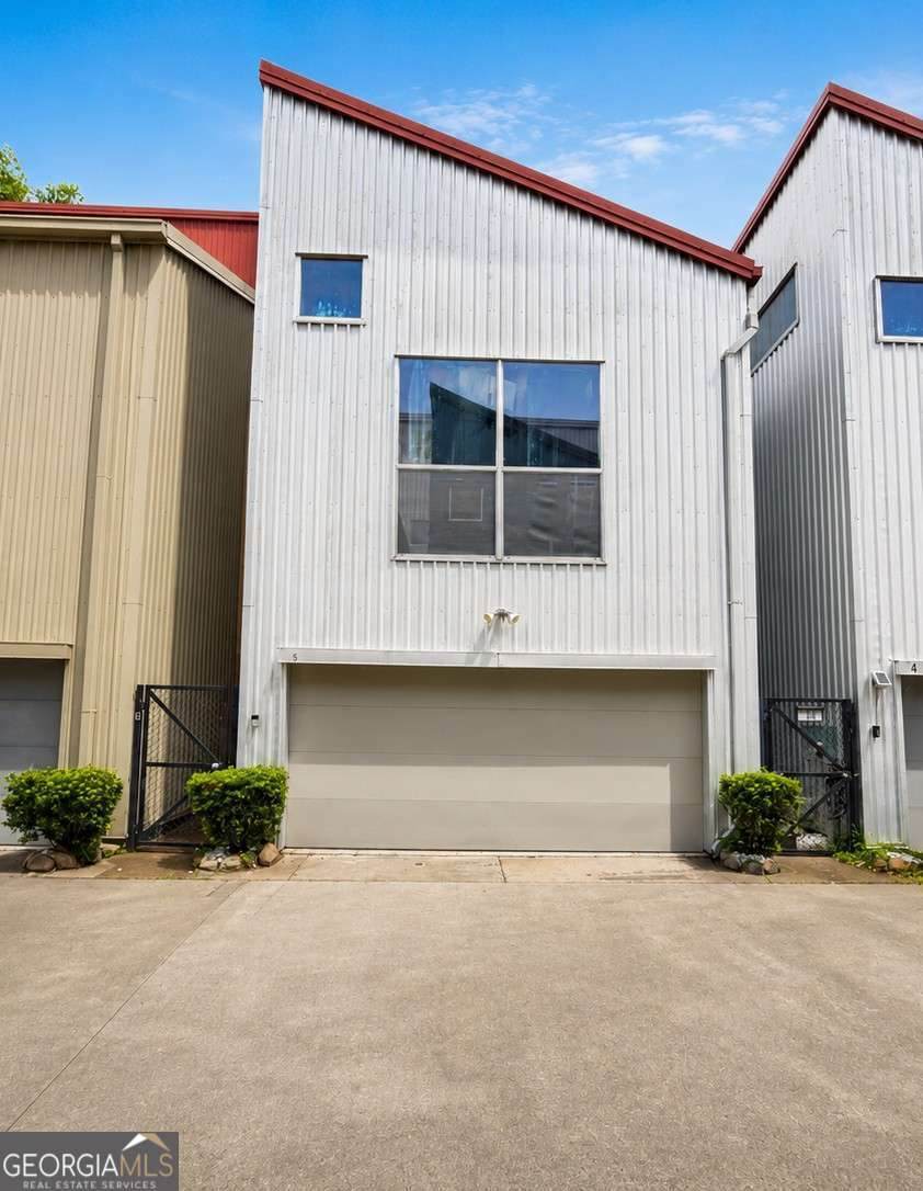 241 Maynard Terrace - Photo 1