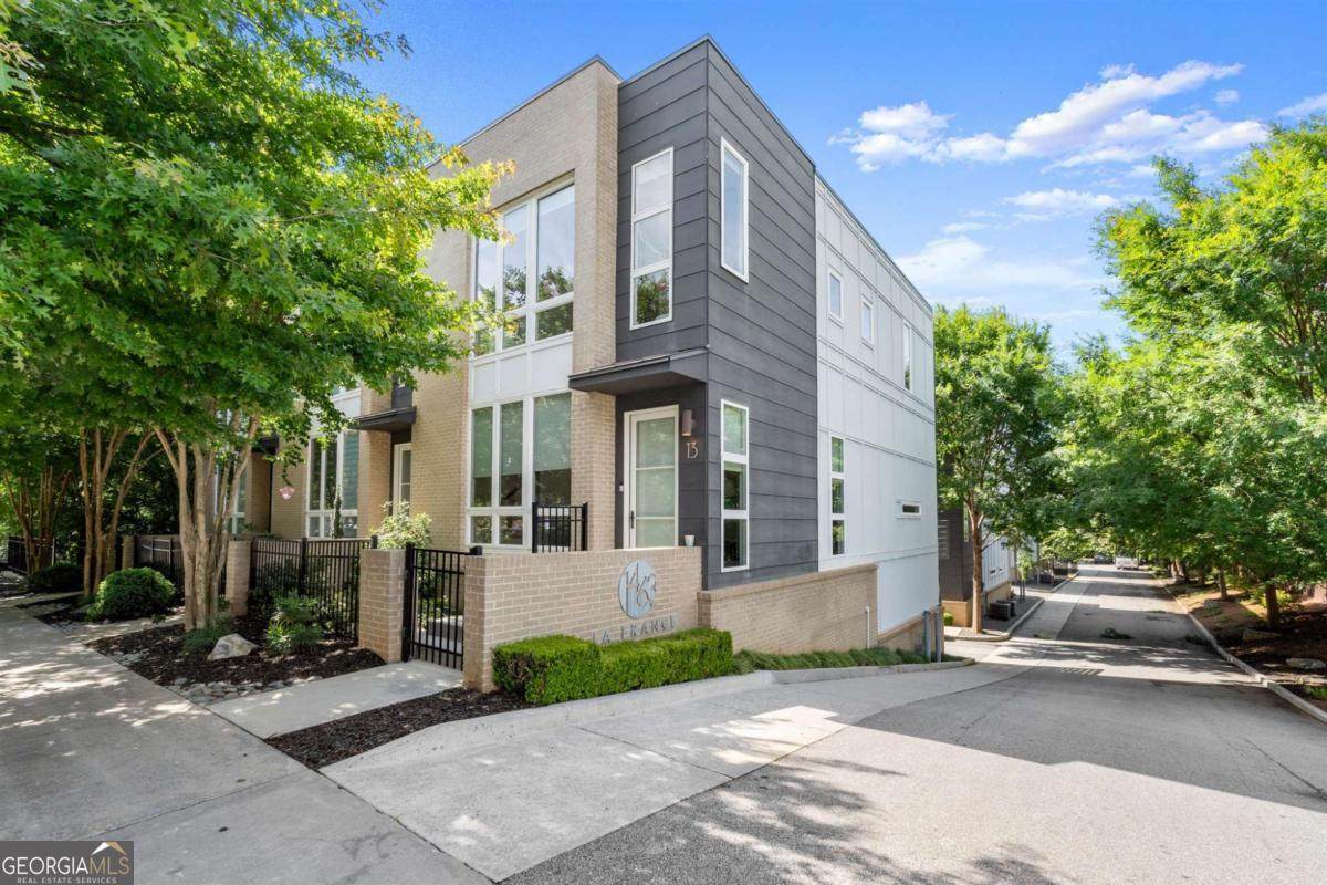 1463 La France Street - Photo 1