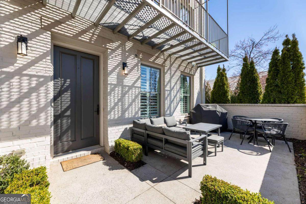 357 Esplanade - Photo 1