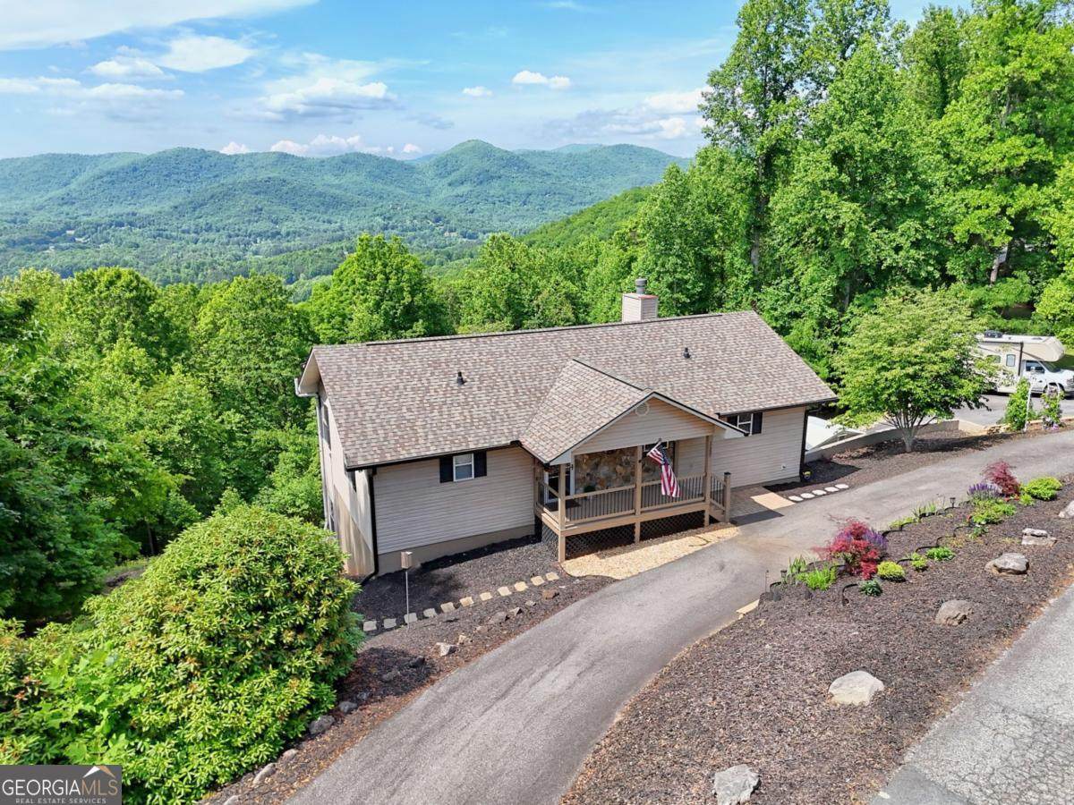 1157 Summit Way - Photo 1