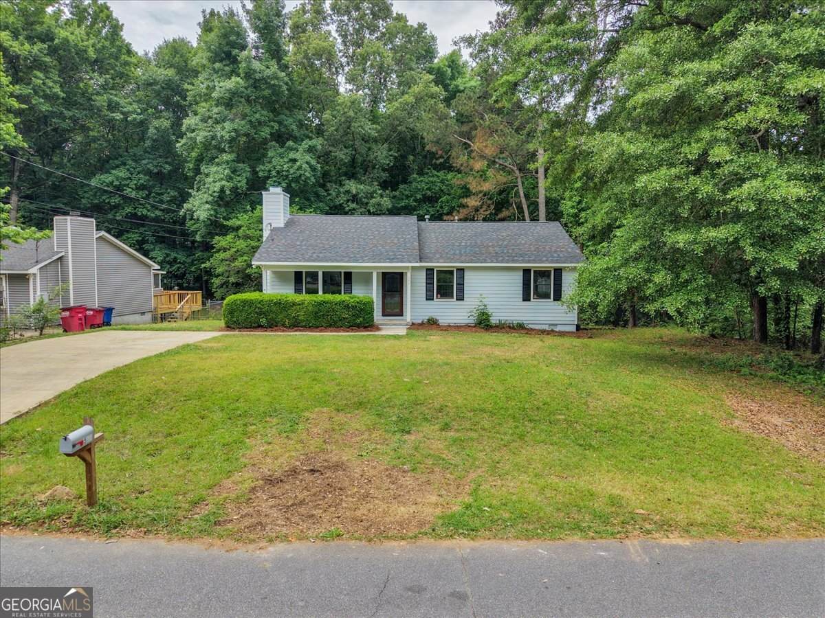 565 Lacebark Drive - Photo 1