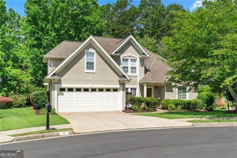 140 Graystone Terrace - Photo 1