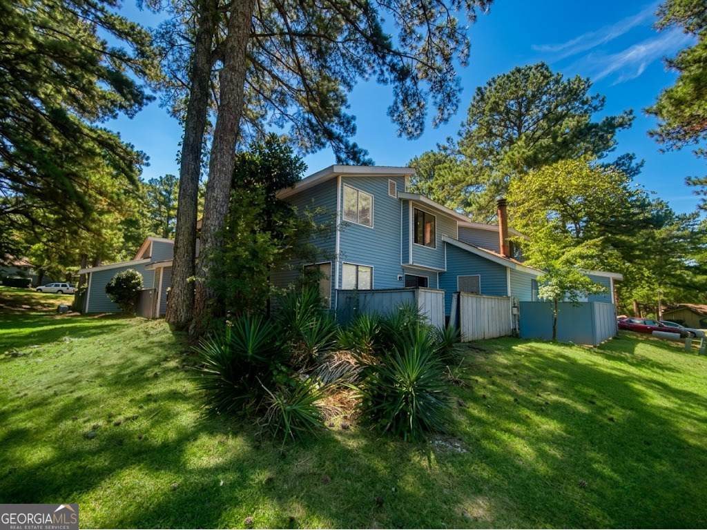 8596 Creekwood Way - Photo 1