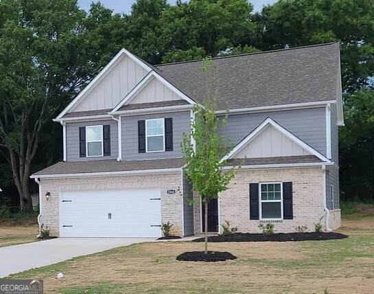 3346 Bridgewood Drive - Photo 1