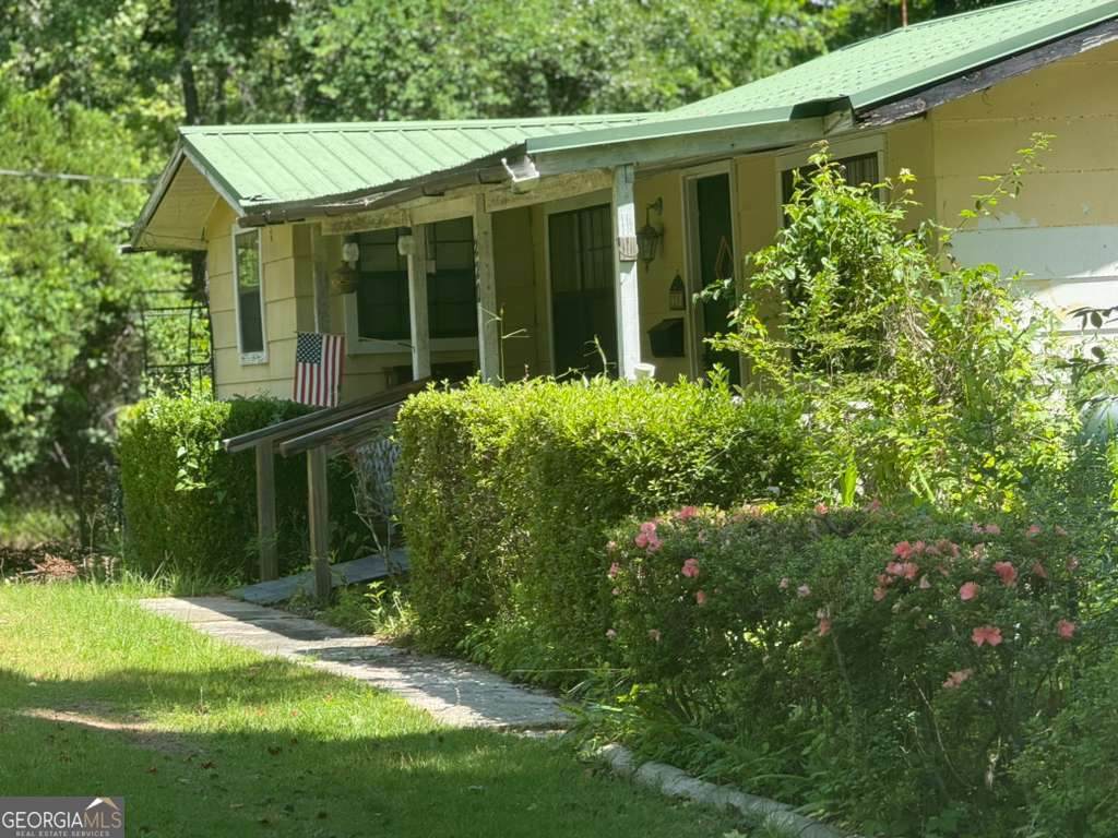 220 Presley Drive - Photo 1