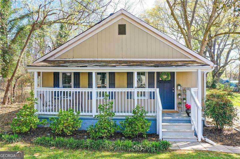 411 Ash Street - Photo 1