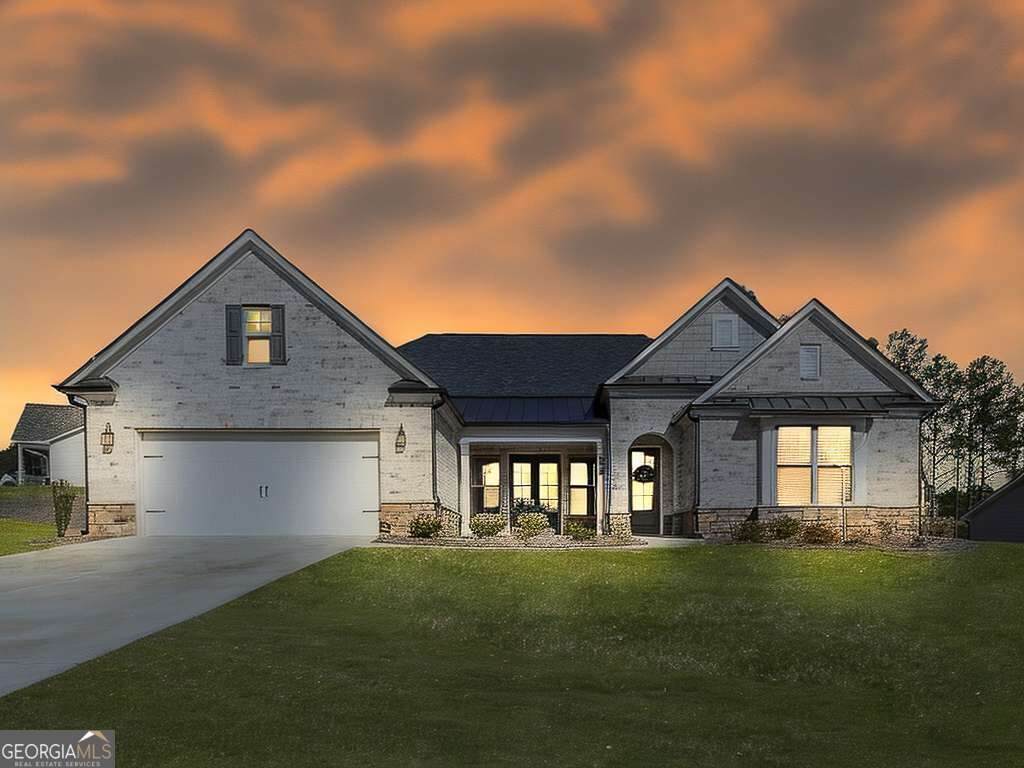 456 Northside Drive - Photo 1