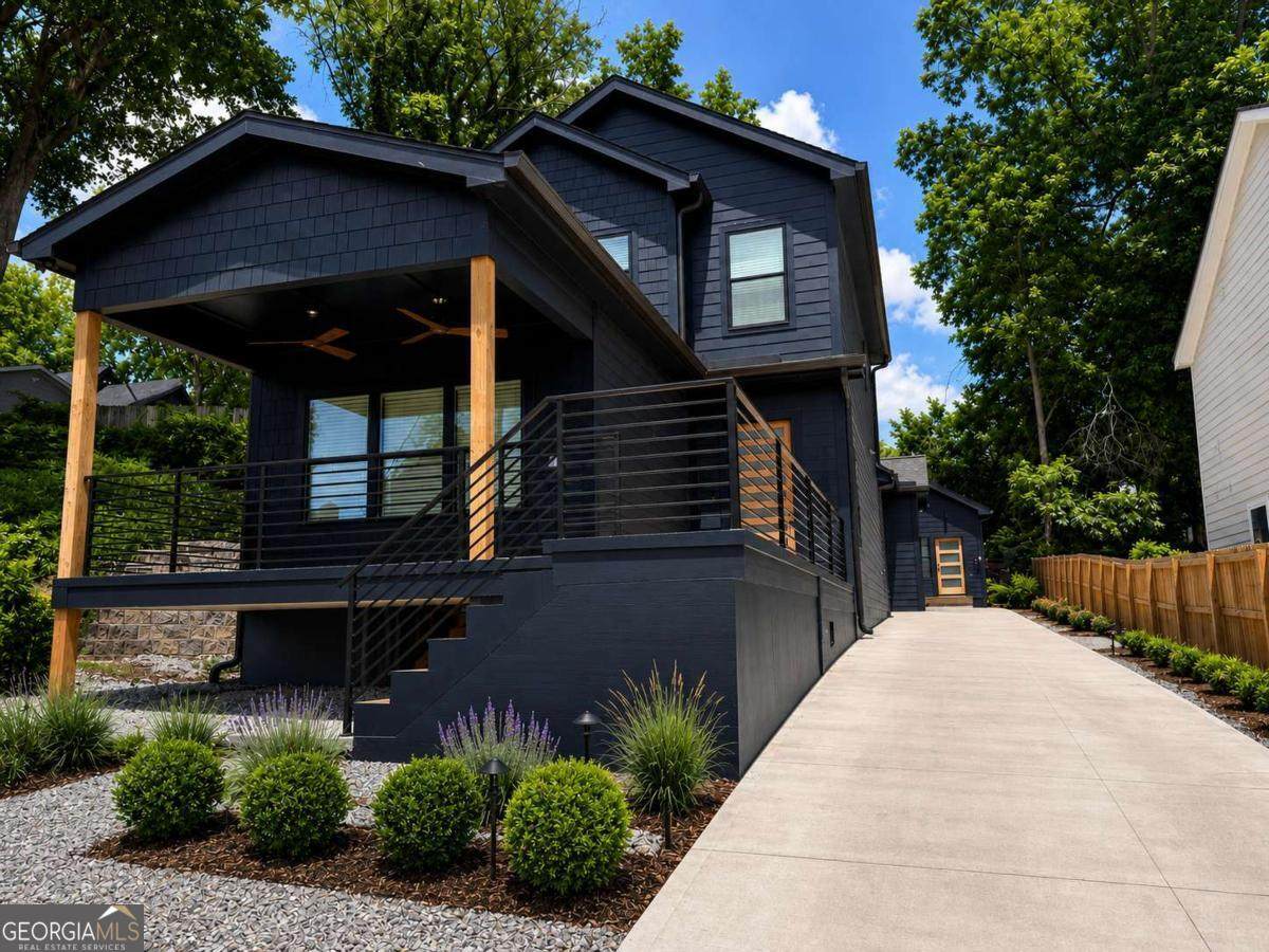 445 Sunset Avenue - Photo 1