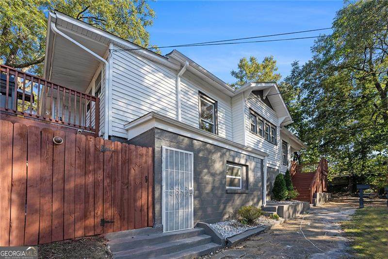 264 Wellington Street - Photo 1