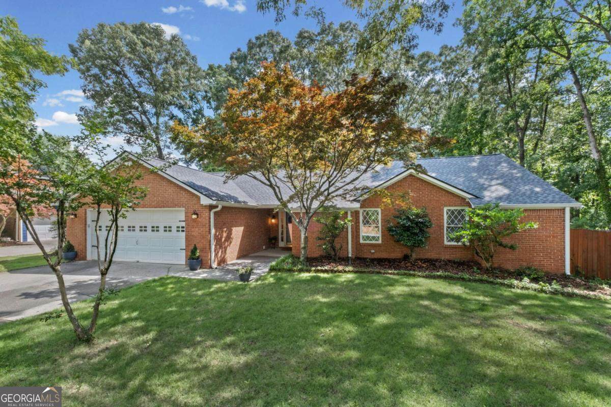 2665 Shadow Pine Drive - Photo 1