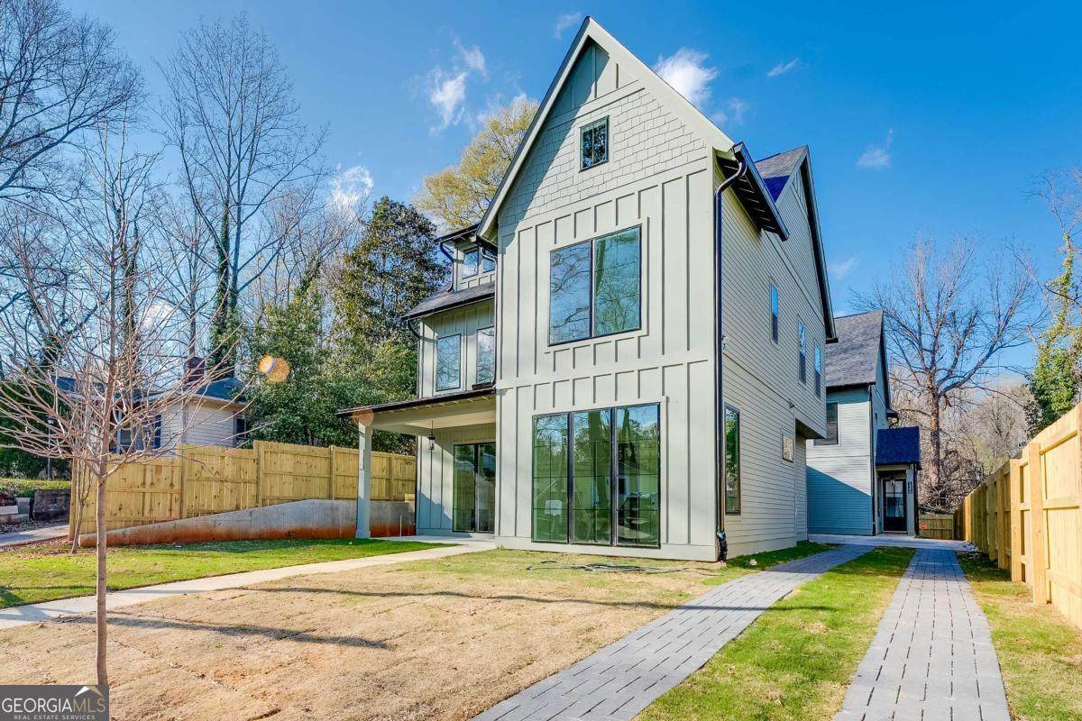 1239 Plaza Avenue - Photo 1