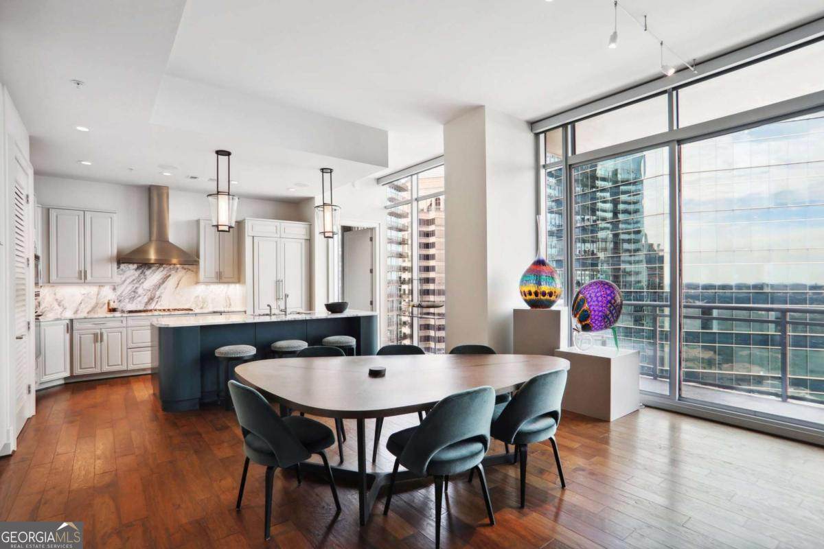1065 Peachtree Street - Photo 1