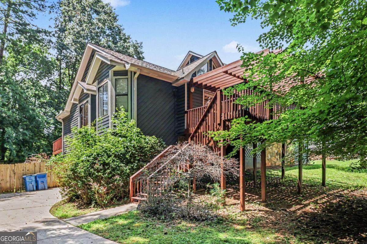 2711 Old Coach Road - Photo 1