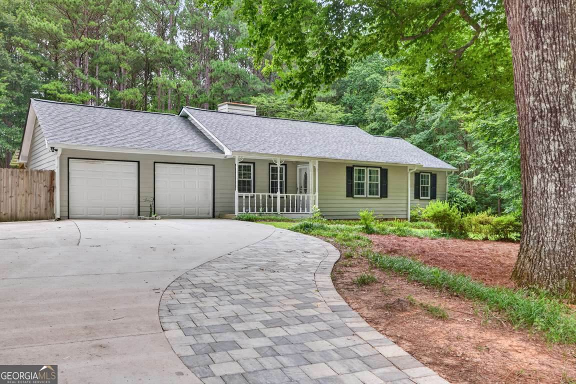 3735 Creekwood Drive - Photo 1